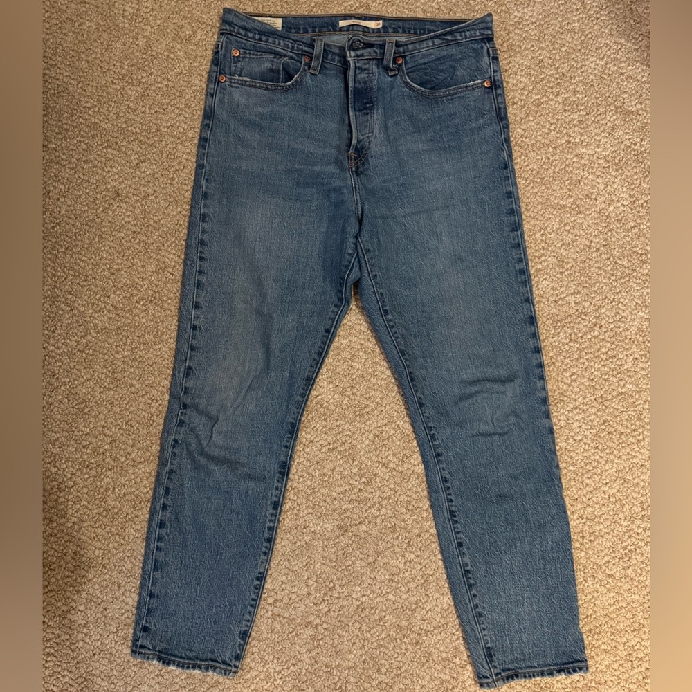 Levi’s Aritzia Wedgie 501 Jeans